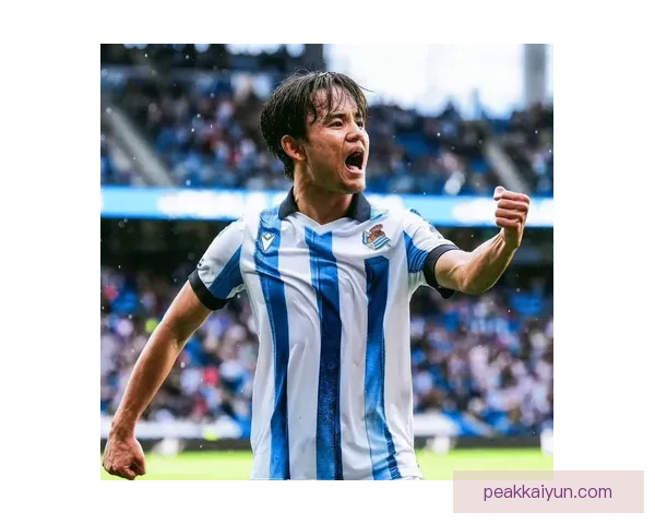 久保建英皇社10号球衣将在新赛季继续展现个人风采与竞技水准 久保建英皇社10号球衣将在新赛季继续展现个人风采与竞技水准