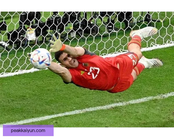 马丁内斯国家队贡献持续提升，近期表现稳健